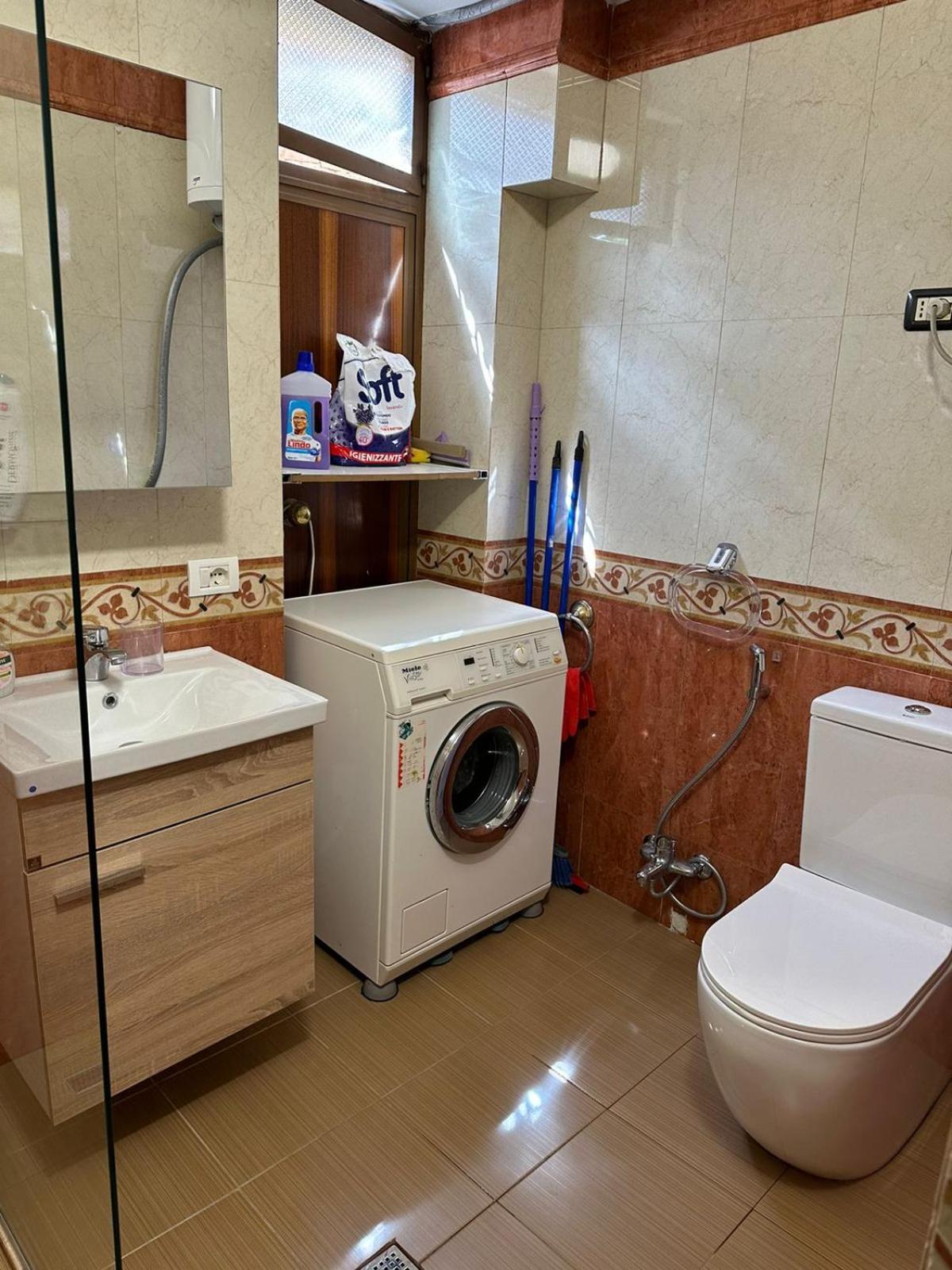 Cozy Flat In The Center * Tirana